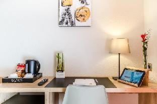 Family Room,1272912616:JPEG